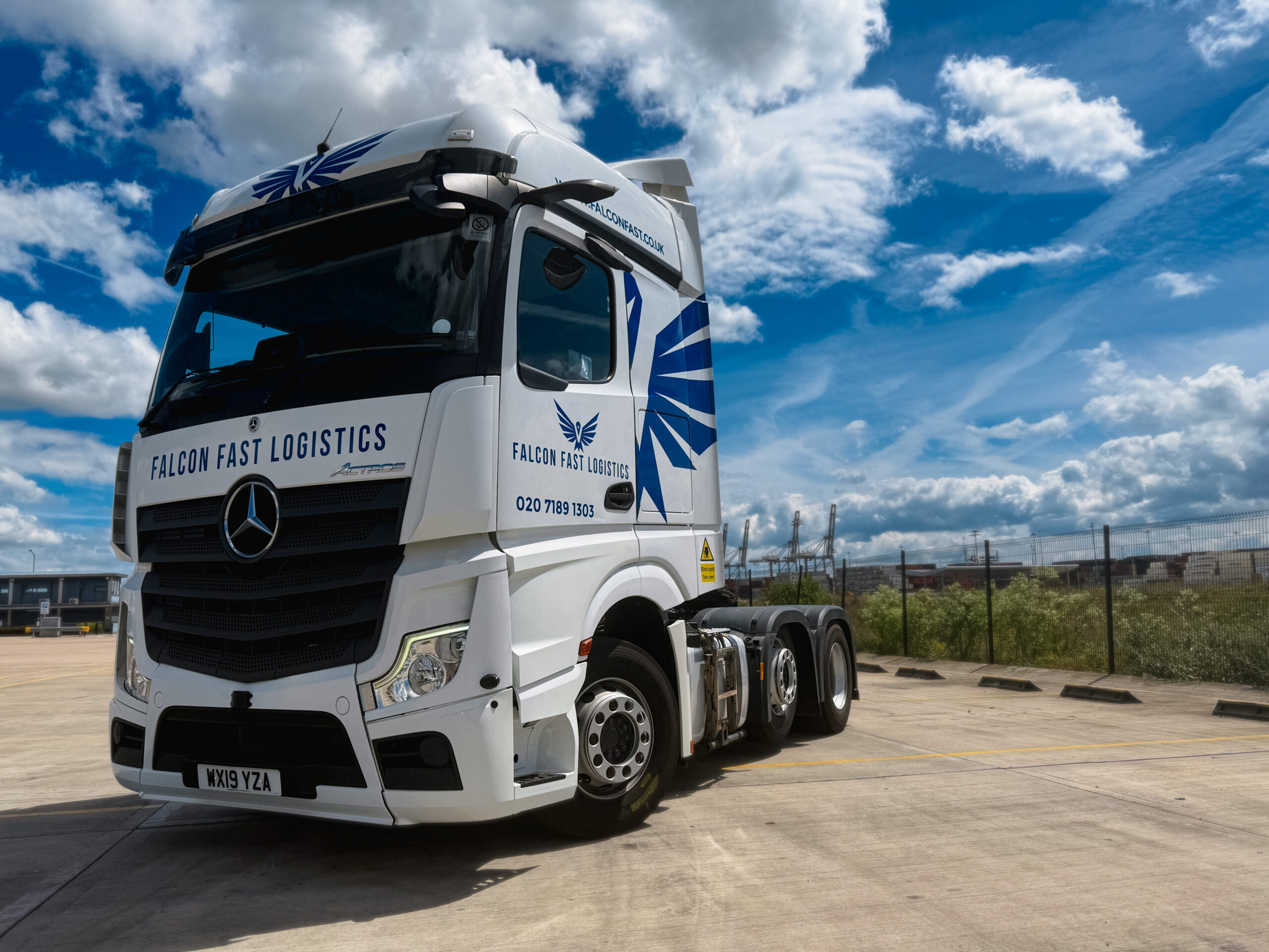 Mercedes-Benz Actros tractor unit at DP World London Gateway